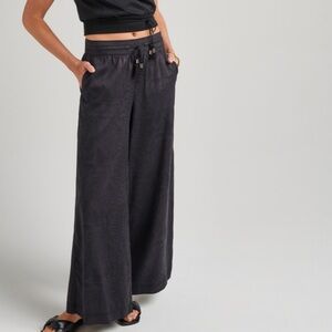 Travis Mathew Wide Leg Pant